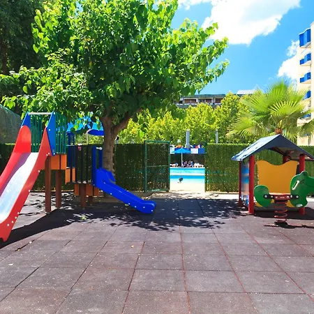 Uhc Alborán Apartamento *
